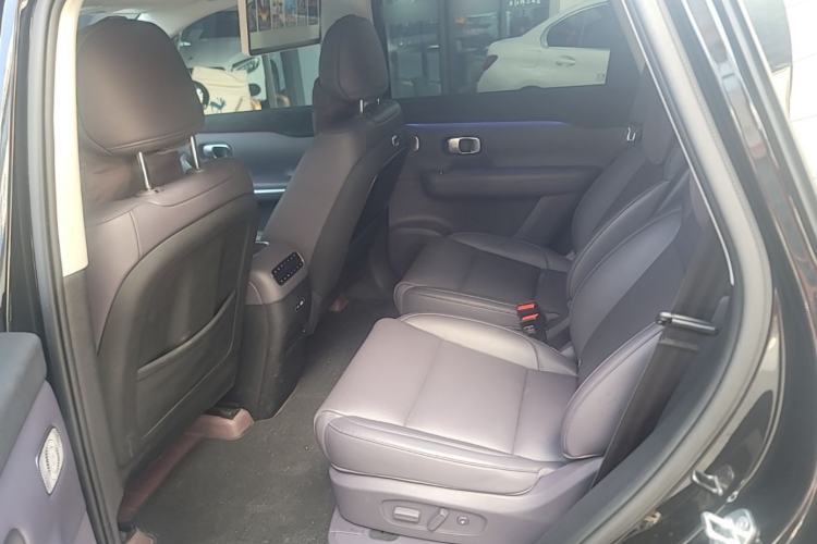 Used Leapmotor C16 2026 Extended-Range 280 LiDAR Zhizun Edition 6 Seats Left Rear Seat