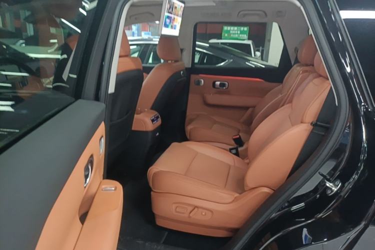 Used Leapmotor C16 2026 Extended-Range 280 LiDAR Zhizun Edition 6 Seats Left Rear Seat