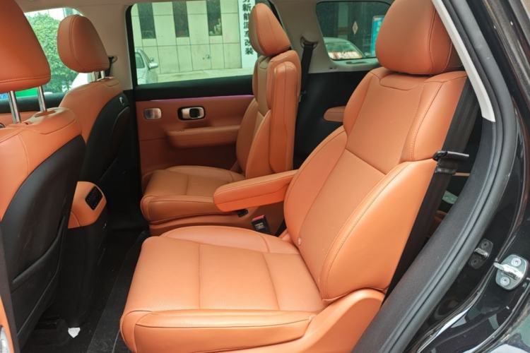 Used Leapmotor C16 2026 Extended-Range 280 LiDAR Zhizun Edition 6 Seats Left Rear Seat