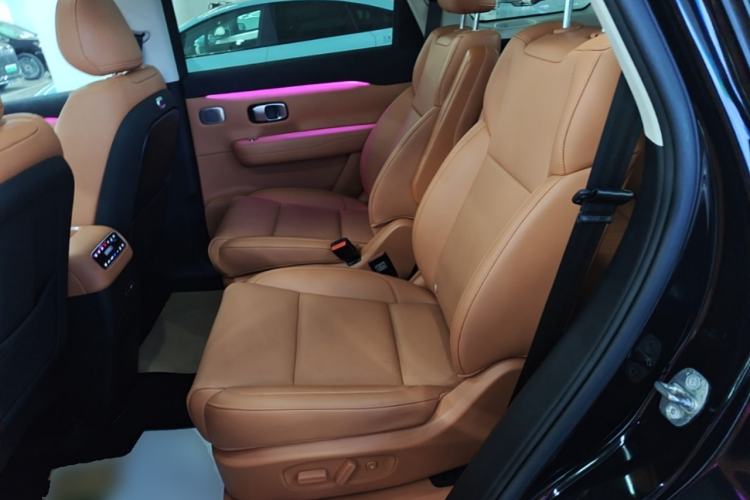 Used Leapmotor C16 2026 Extended-Range 280 LiDAR Zhizun Edition 6 Seats Left Rear Seat