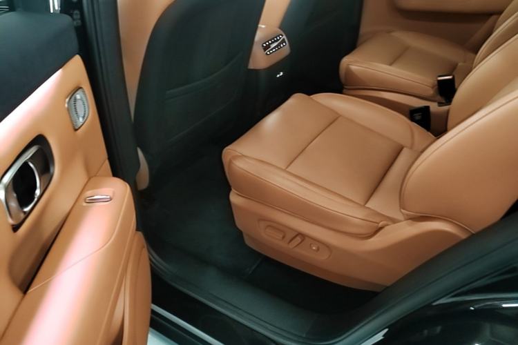 Used Leapmotor C16 2026 Extended-Range 280 LiDAR Zhizun Edition 6 Seats Left Rear Seat