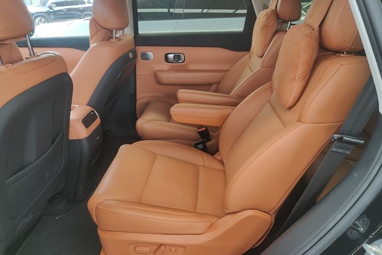 Used Leapmotor C16 2026 Extended-Range 280 LiDAR Zhizun Edition 6 Seats Left Rear Seat