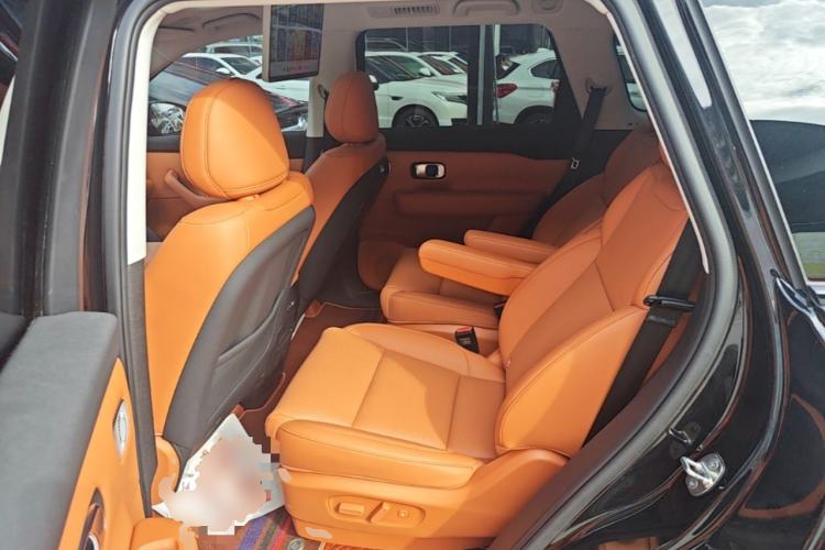 Used Leapmotor C16 2026 Extended-Range 280 LiDAR Zhizun Edition 6 Seats Left Rear Seat