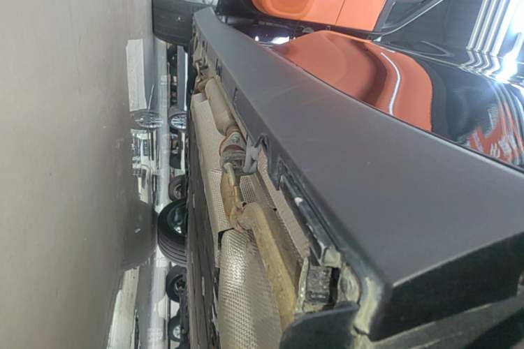 Used Leapmotor C16 2026 Extended-Range 280 LiDAR Zhizun Edition 6 Seats Left Side Sill