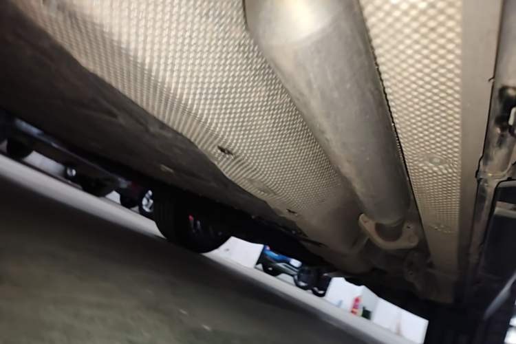 Used Leapmotor C16 2026 Extended-Range 280 LiDAR Zhizun Edition 6 Seats Left Side Sill