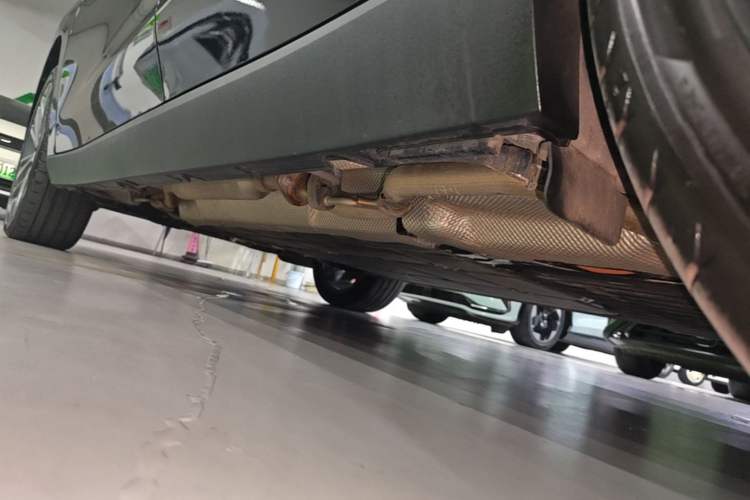 Used Leapmotor C16 2026 Extended-Range 280 LiDAR Zhizun Edition 6 Seats Left Side Sill