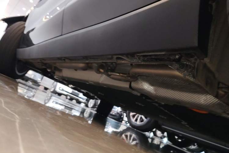 Used Leapmotor C16 2026 Extended-Range 280 LiDAR Version 6 Seats Left Side Sill