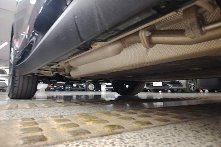 Used Leapmotor C16 2026 Extended-Range 280 LiDAR Zhizun Edition 6 Seats Left Side Sill