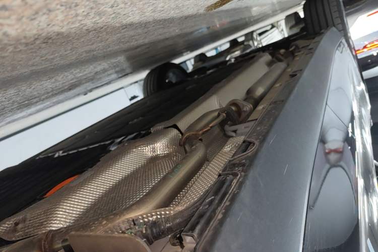 Used Leapmotor C16 2026 Extended-Range 280 LiDAR Zhizun Edition 6 Seats Left Side Sill