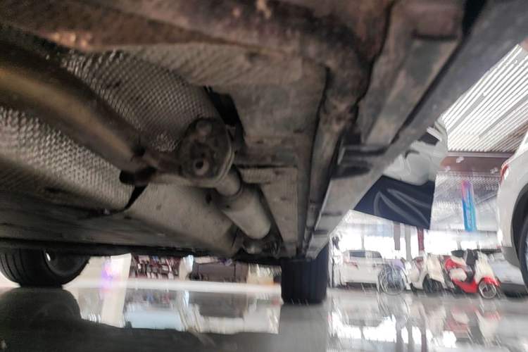 Used Leapmotor C16 2026 Extended-Range 280 LiDAR Zhizun Edition 6 Seats Left Side Sill