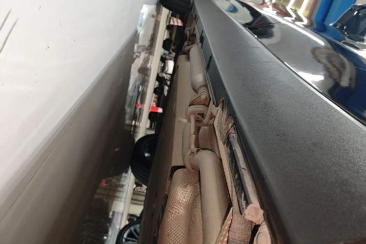 Used Leapmotor C16 2026 Extended-Range 280 LiDAR Zhizun Edition 6 Seats Left Side Sill
