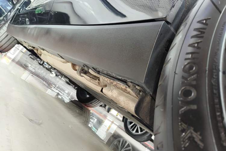 Used Leapmotor C16 2026 Extended-Range 280 LiDAR Zhizun Edition 6 Seats Left Side Sill