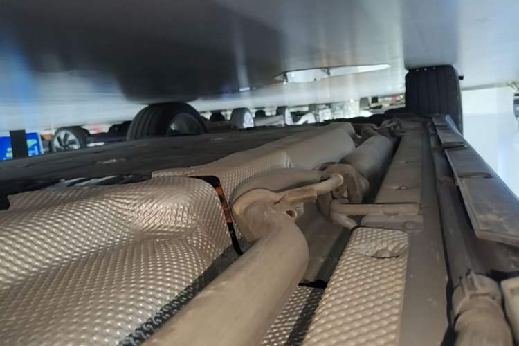 Used Leapmotor C16 2026 Extended-Range 280 LiDAR Zhizun Edition 6 Seats Left Side Sill