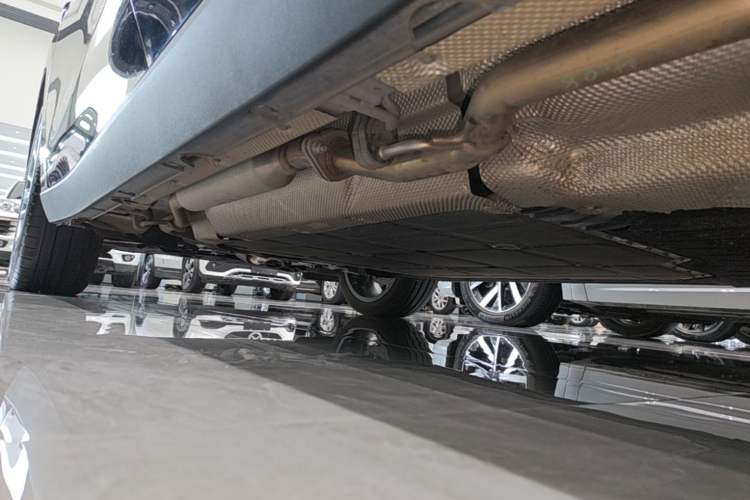 Used Leapmotor C16 2026 Extended-Range 280 LiDAR Zhizun Edition 6 Seats Left Side Sill