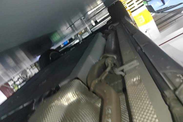 Used Leapmotor C16 2026 Extended-Range 280 LiDAR Zhizun Edition 6 Seats Left Side Sill