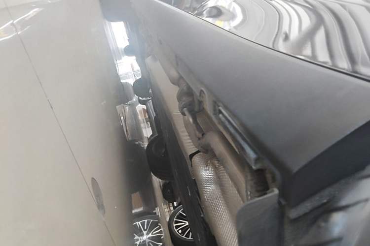 Used Leapmotor C16 2026 Extended-Range 280 LiDAR Zhizun Edition 6 Seats Left Side Sill