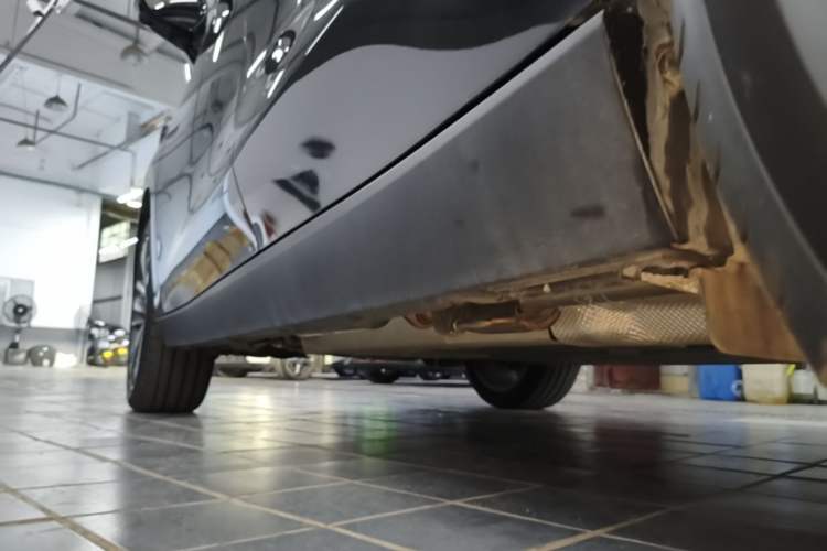 Used Leapmotor C16 2026 Extended-Range 280 LiDAR Zhizun Edition 6 Seats Left Side Sill