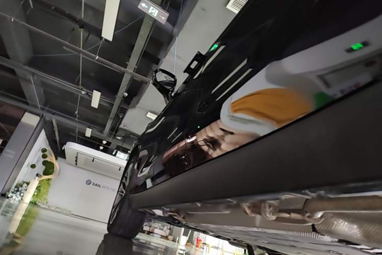 Used Leapmotor C16 2026 Extended-Range 280 LiDAR Zhizun Edition 6 Seats Left Side Sill