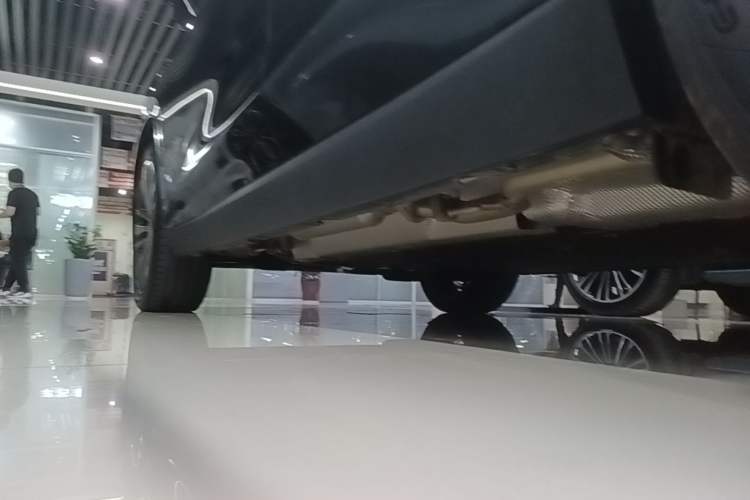 Used Leapmotor C16 2026 Extended-Range 280 LiDAR Zhizun Edition 6 Seats Left Side Sill
