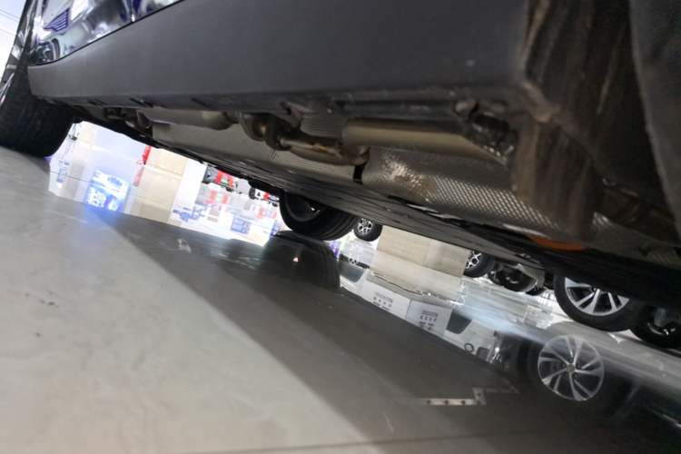 Used Leapmotor C16 2026 Extended-Range 280 LiDAR Zhizun Edition 6 Seats Left Side Sill