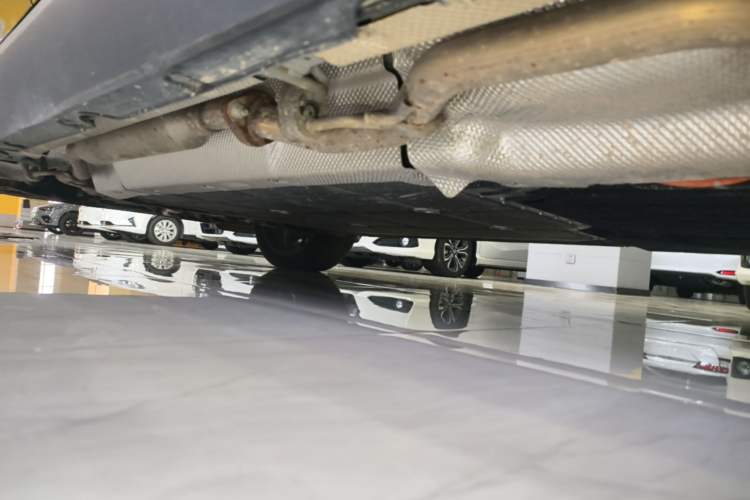 Used Leapmotor C16 2026 Extended-Range 280 LiDAR Zhizun Edition 6 Seats Left Side Sill
