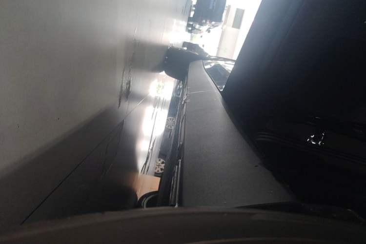 Used Leapmotor C16 2026 All-Electric 630 LiDAR Zhizun Edition 6 Seats Left Side Sill