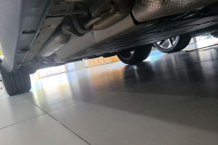 Used Leapmotor C16 2026 Extended-Range 280 LiDAR Zhizun Edition 6 Seats Left Side Sill