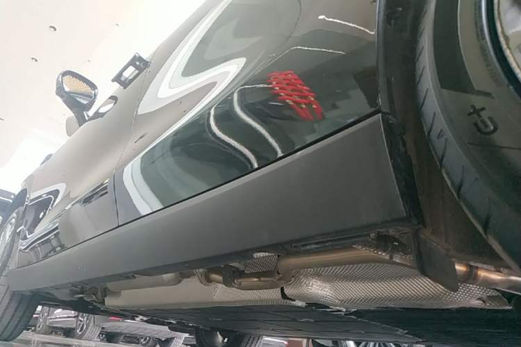 Used Leapmotor C16 2026 Extended-Range 280 LiDAR Zhizun Edition 6 Seats Left Side Sill