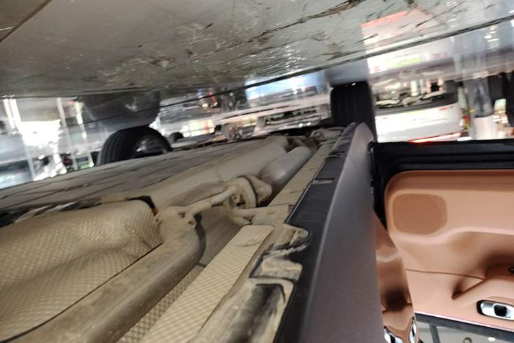 Used Leapmotor C16 2026 Extended-Range 280 LiDAR Zhizun Edition 6 Seats Left Side Sill