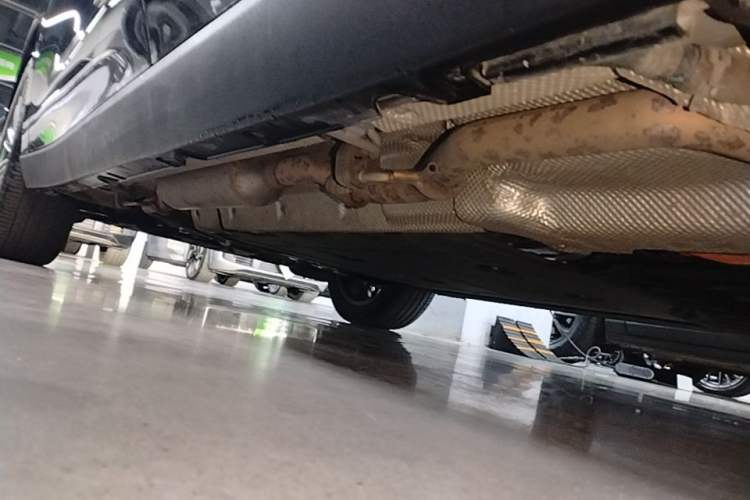 Used Leapmotor C16 2026 Range-Extended 200 Prestige 6-Seater Left Side Sill