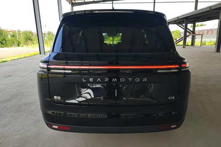 Used Leapmotor C16 2026 Extended-Range 280 LiDAR Zhizun Edition 6 Seats Rear