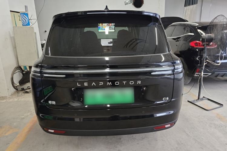 Used Leapmotor C16 2026 Extended-Range 280 LiDAR Zhizun Edition 6 Seats Rear