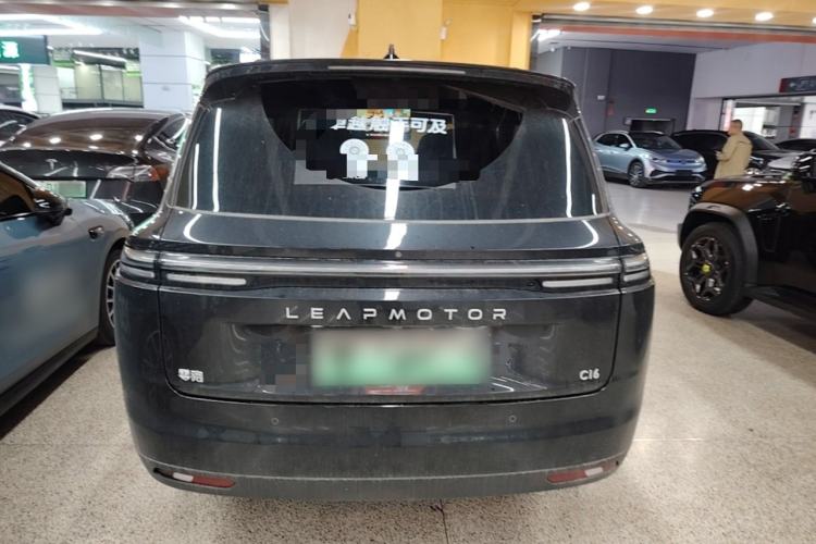 Used Leapmotor C16 2026 Extended-Range 280 LiDAR Zhizun Edition 6 Seats Rear