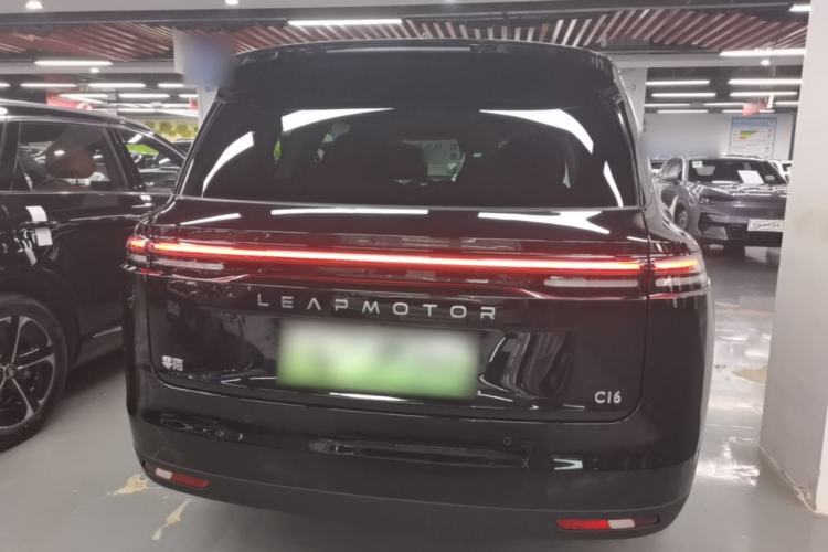 Used Leapmotor C16 2026 Extended-Range 280 LiDAR Zhizun Edition 6 Seats Rear