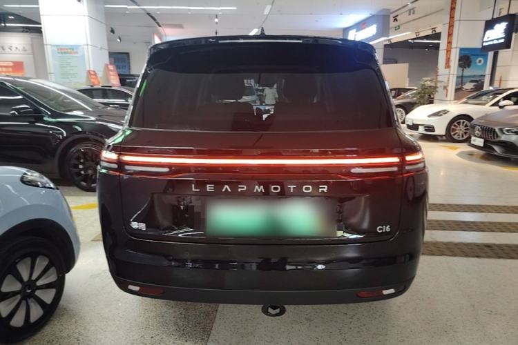 Used Leapmotor C16 2026 Extended-Range 280 LiDAR Zhizun Edition 6 Seats Rear