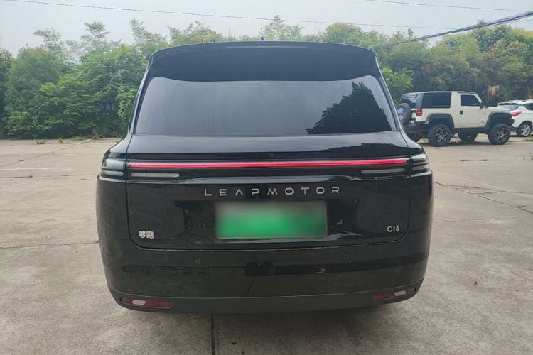 Used Leapmotor C16 2026 All-Electric 630 LiDAR Zhizun Edition 6 Seats Rear