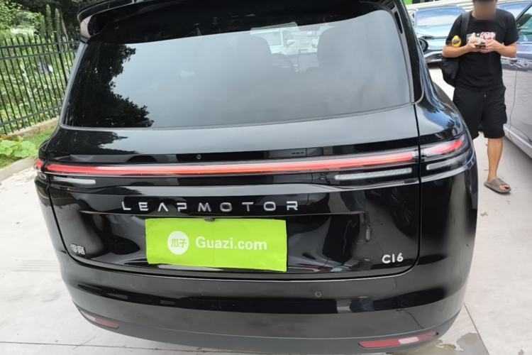 Used Leapmotor C16 2026 Extended-Range 280 LiDAR Zhizun Edition 6 Seats Rear
