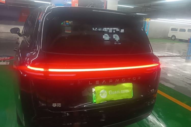 Used Leapmotor C16 2026 Extended-Range 280 LiDAR Zhizun Edition 6 Seats Rear