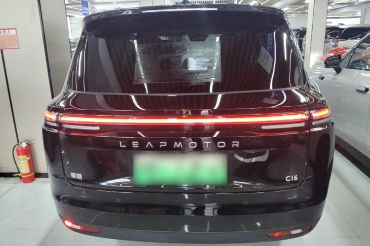 Used Leapmotor C16 2026 All-Electric 630 LiDAR Zhizun Edition 6 Seats Rear