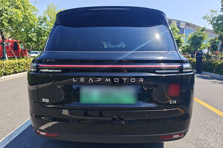 Used Leapmotor C16 2026 All-Electric 630 LiDAR Zhizun Edition 6 Seats Rear
