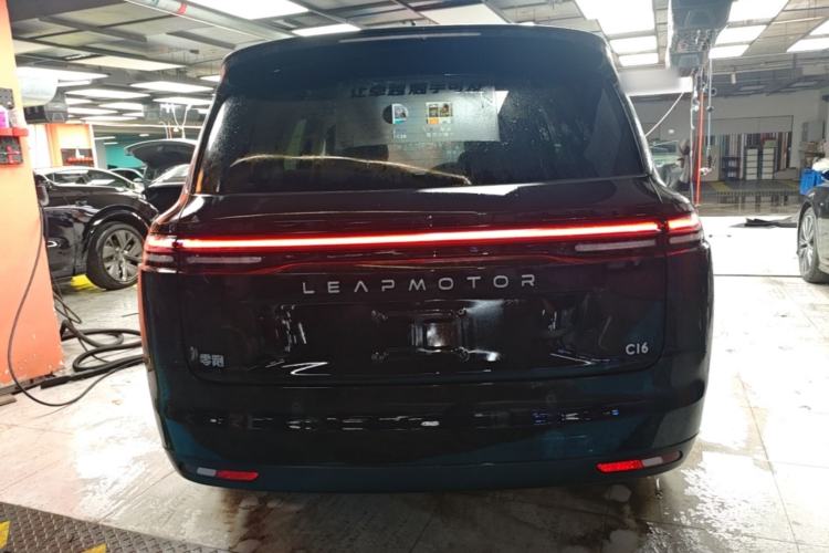 Used Leapmotor C16 2026 Extended-Range 280 LiDAR Zhizun Edition 6 Seats Rear