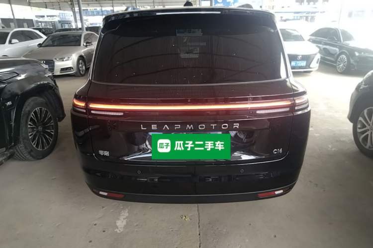 Used Leapmotor C16 2026 Extended-Range 280 LiDAR Zhizun Edition 6 Seats Rear