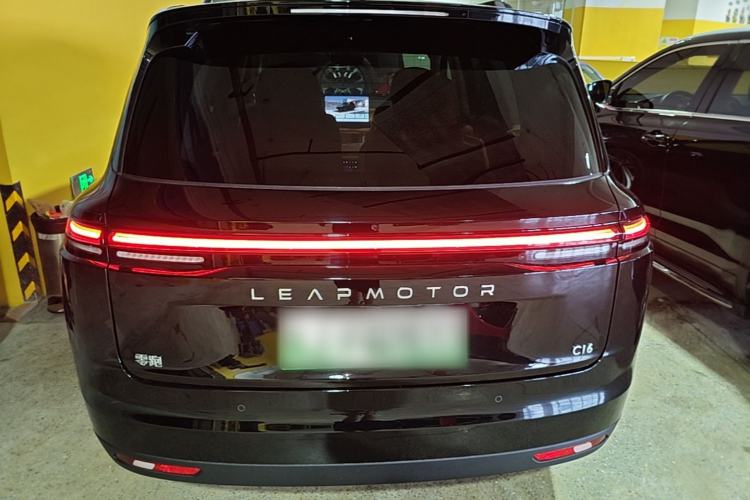 Used Leapmotor C16 2026 Extended-Range 280 LiDAR Zhizun Edition 6 Seats Rear