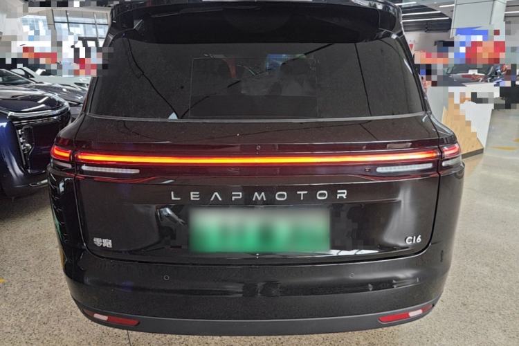 Used Leapmotor C16 2026 Extended-Range 280 LiDAR Zhizun Edition 6 Seats Rear