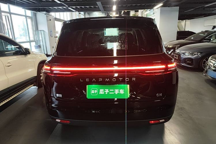 Used Leapmotor C16 2026 All-Electric 630 LiDAR Zhizun Edition 6 Seats Rear