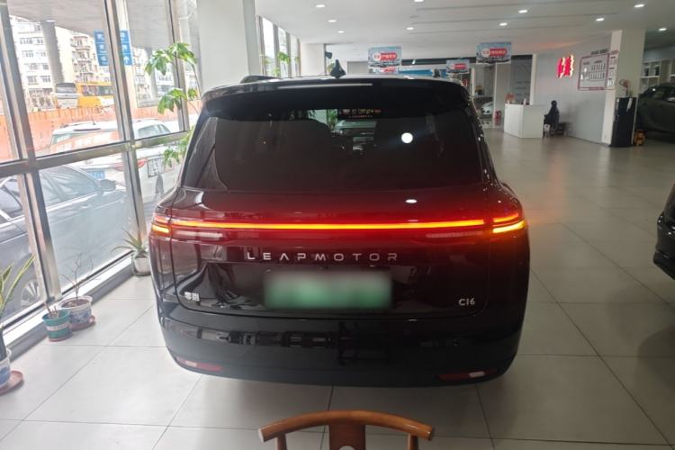 Used Leapmotor C16 2026 Extended-Range 280 LiDAR Zhizun Edition 6 Seats Rear
