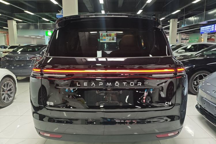 Used Leapmotor C16 2026 Extended-Range 280 LiDAR Zhizun Edition 6 Seats Rear