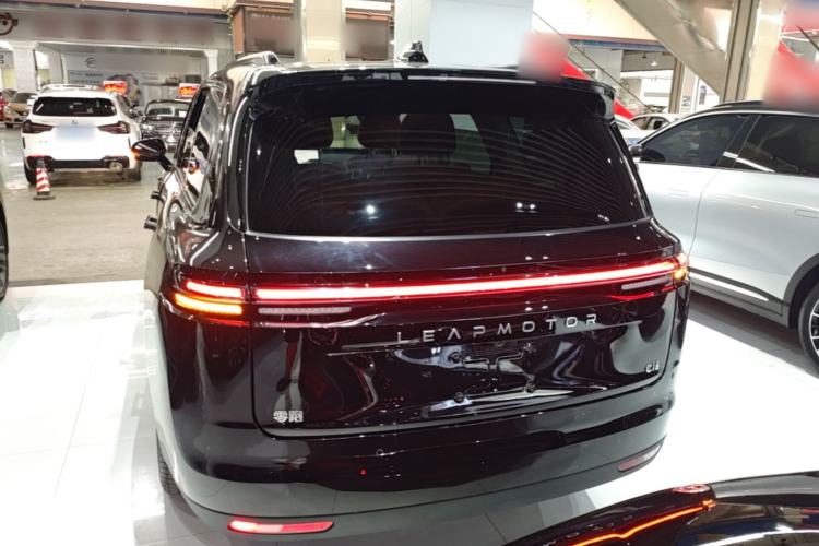 Used Leapmotor C16 2026 Extended-Range 280 LiDAR Zhizun Edition 6 Seats Rear