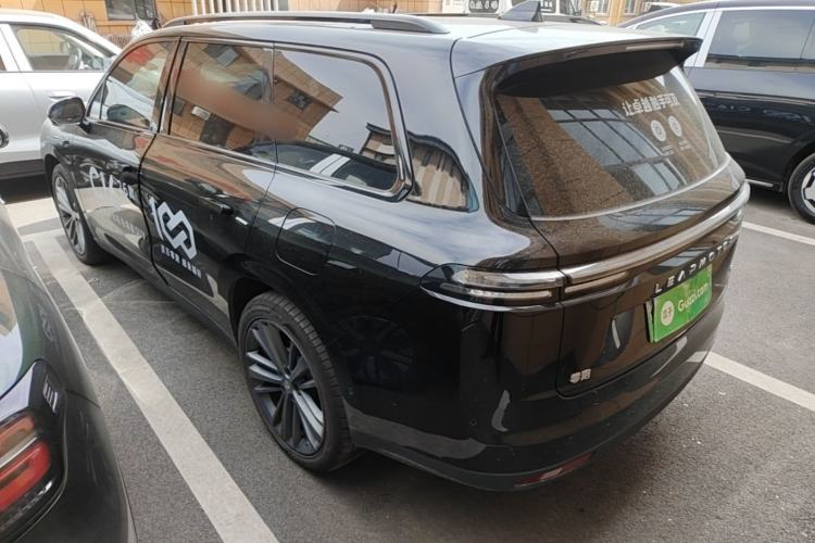 Used Leapmotor C16 2026 Extended-Range 280 LiDAR Zhizun Edition 6 Seats Rear Left 45 Deg