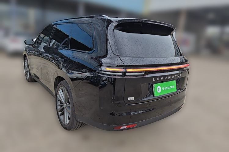 Used Leapmotor C16 2026 All-Electric 630 LiDAR Zhizun Edition 6 Seats Rear Left 45 Deg